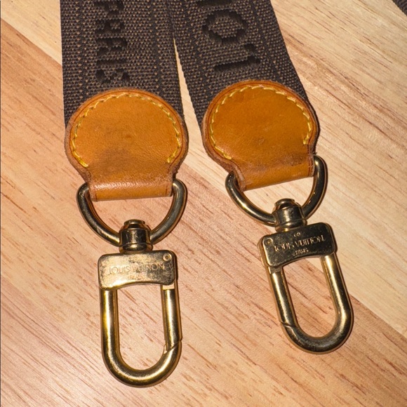 Louis Vuitton Brown and Gold Strap main image 5